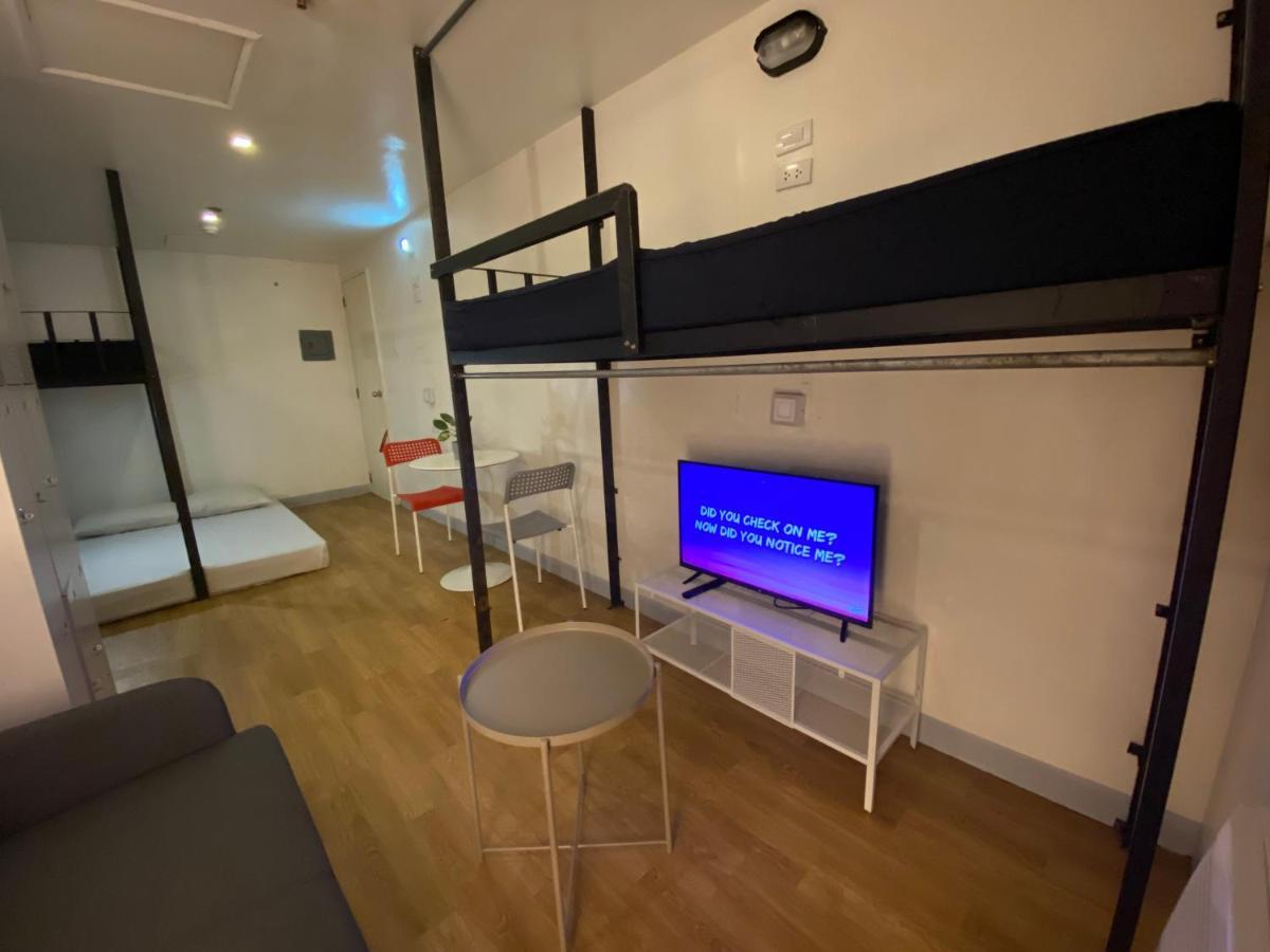 Burgos Hub Hostel Pasay Eksteriør bilde