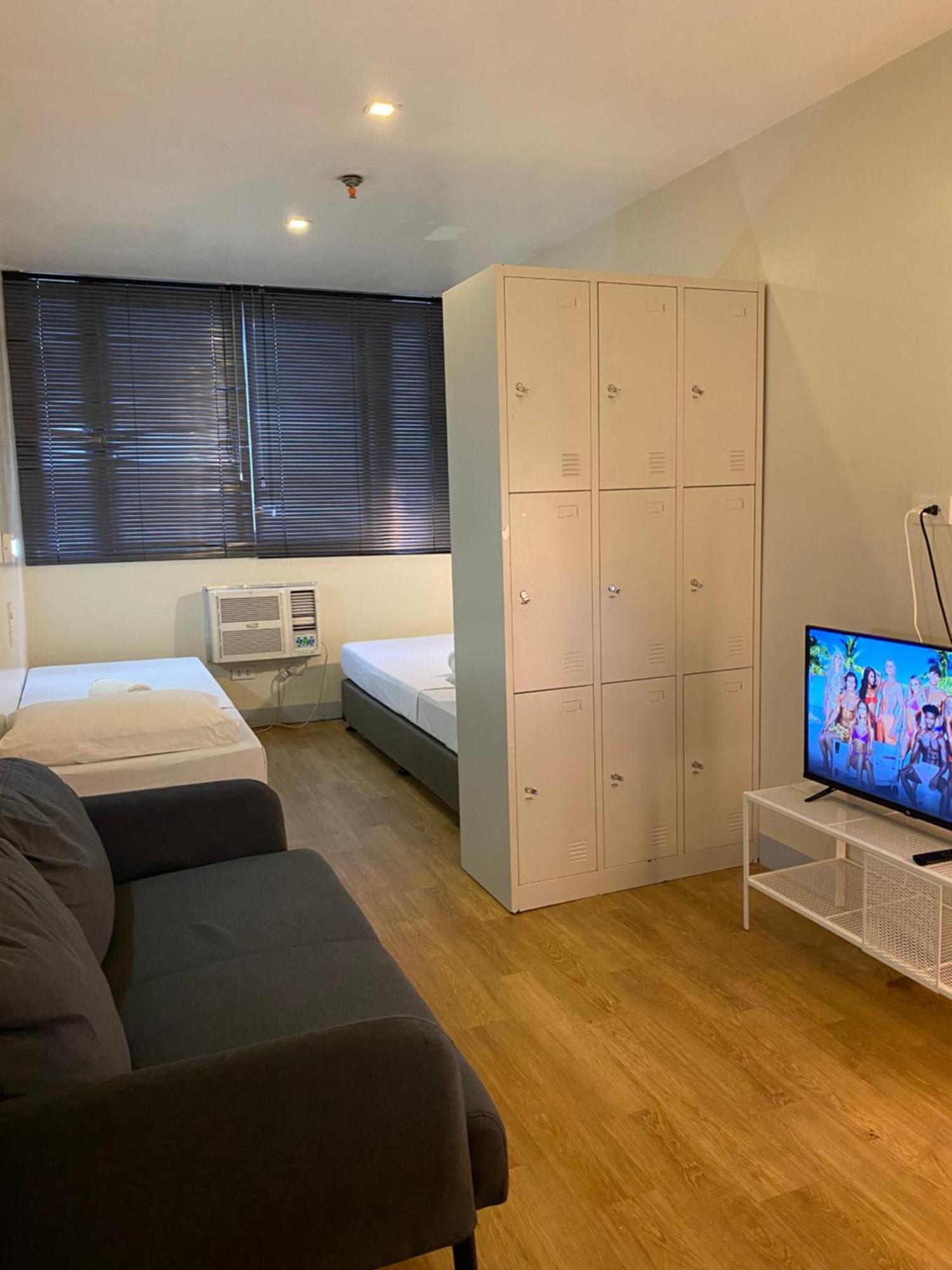 Burgos Hub Hostel Pasay Eksteriør bilde